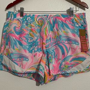 NWT Lilly Pulitzer Ocean Trail Shorts in Carnivale Coral
